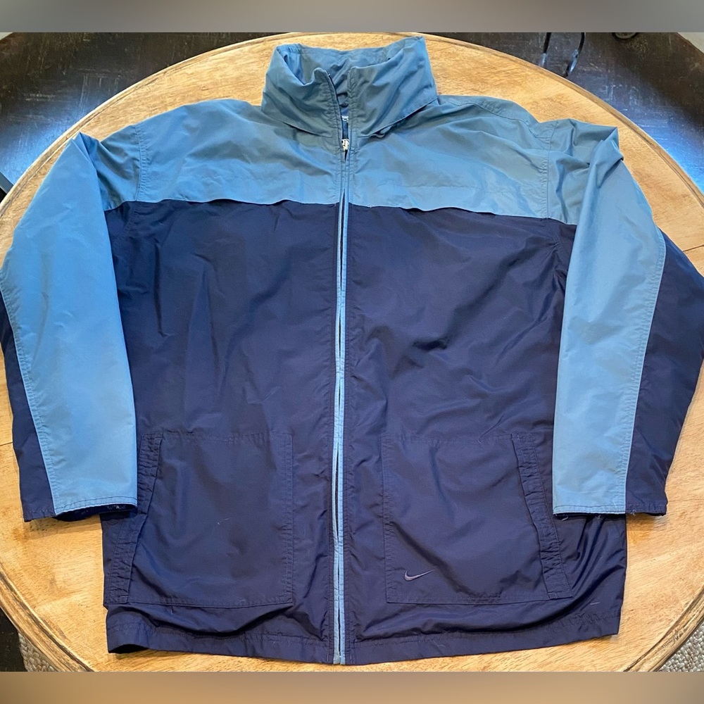 Nike Men’s XL Unisex 2 Tone Blue 100% Nylon All Weather Lined Performance Jacket
